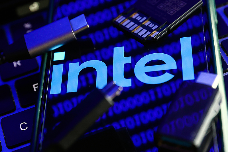 Bődületes pénzből építi fel a világ legnagyobb chipgyárát az Intel