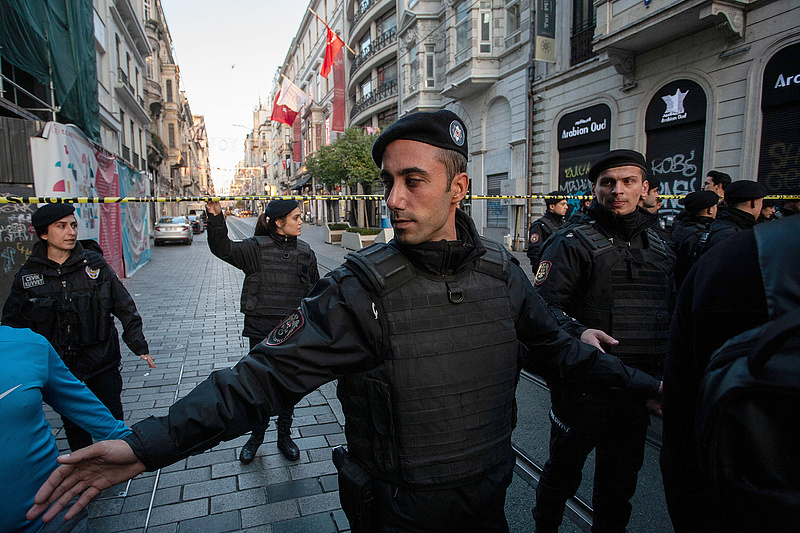 Elkaptak közel 150 ISIS-tagot Törökországban