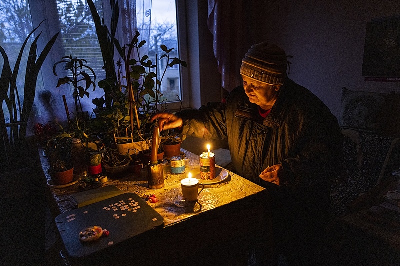 Hatalmas csapást mértek Ukrajnára, százezrek maradtak áram nélkül