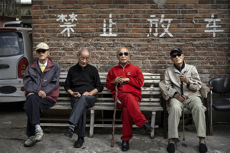 Az elöregedő Kínában a nyugdíjasokra vár a legnagyobb veszedelem