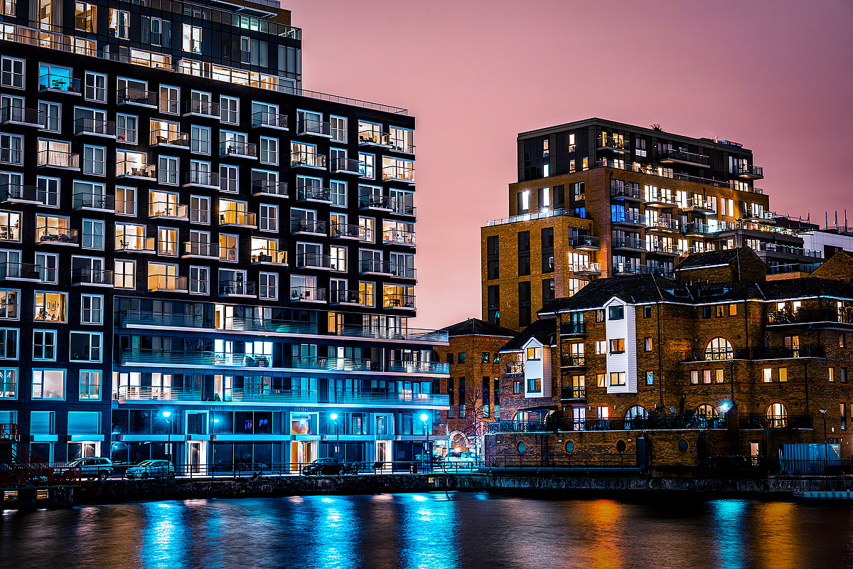 Hatalmas ingatlanállomány zúdul a magyar piacra, csak össze ne roppanjon alatta