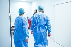 Őrület az egészségügyben – Csúnyán eladósodtak megint a kórházak