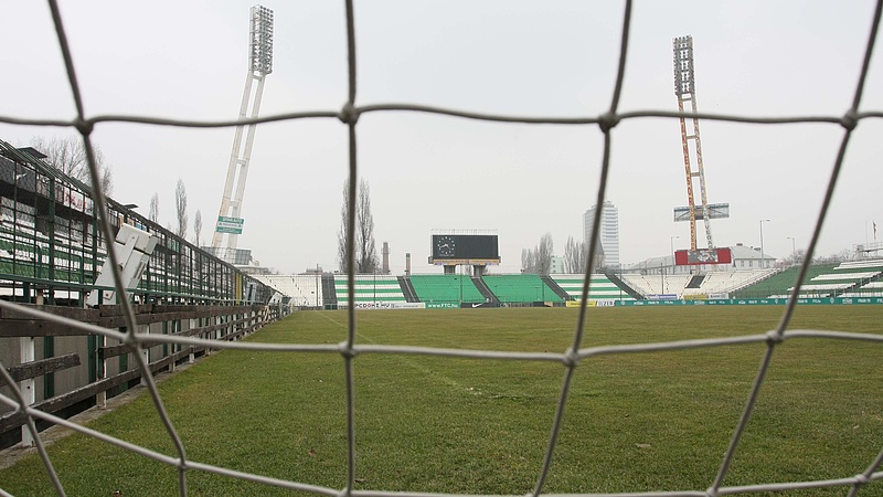 Súlyos büntetést kaphatnak a volt magyar focisták