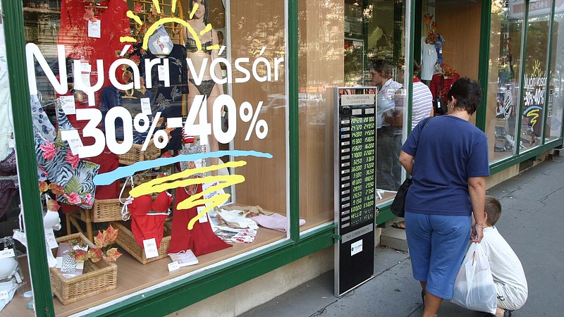 Eltanácsolják a kis boltoktól a vásárlókat Szerbiában