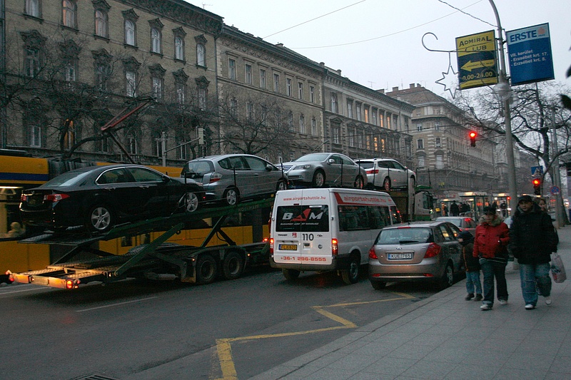 Rossz hírt kaptak a budapesti autósok