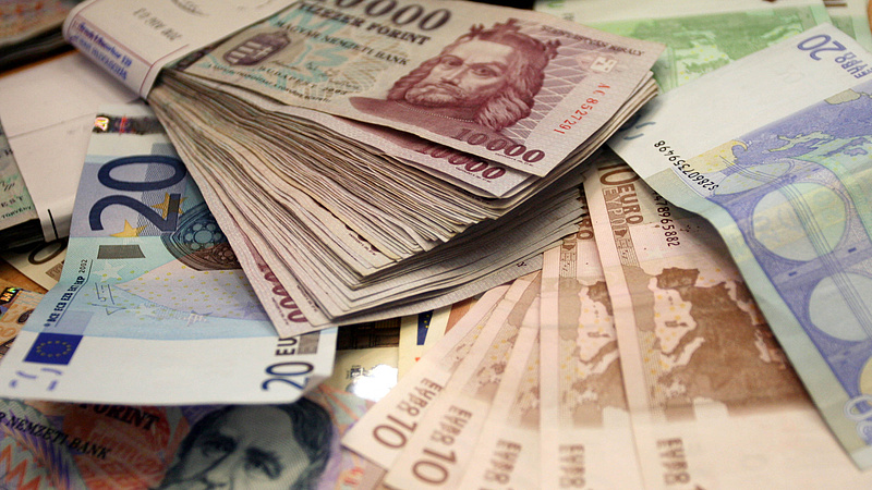 Újabb devizakötvényeket bocsát ki a magyar állam?