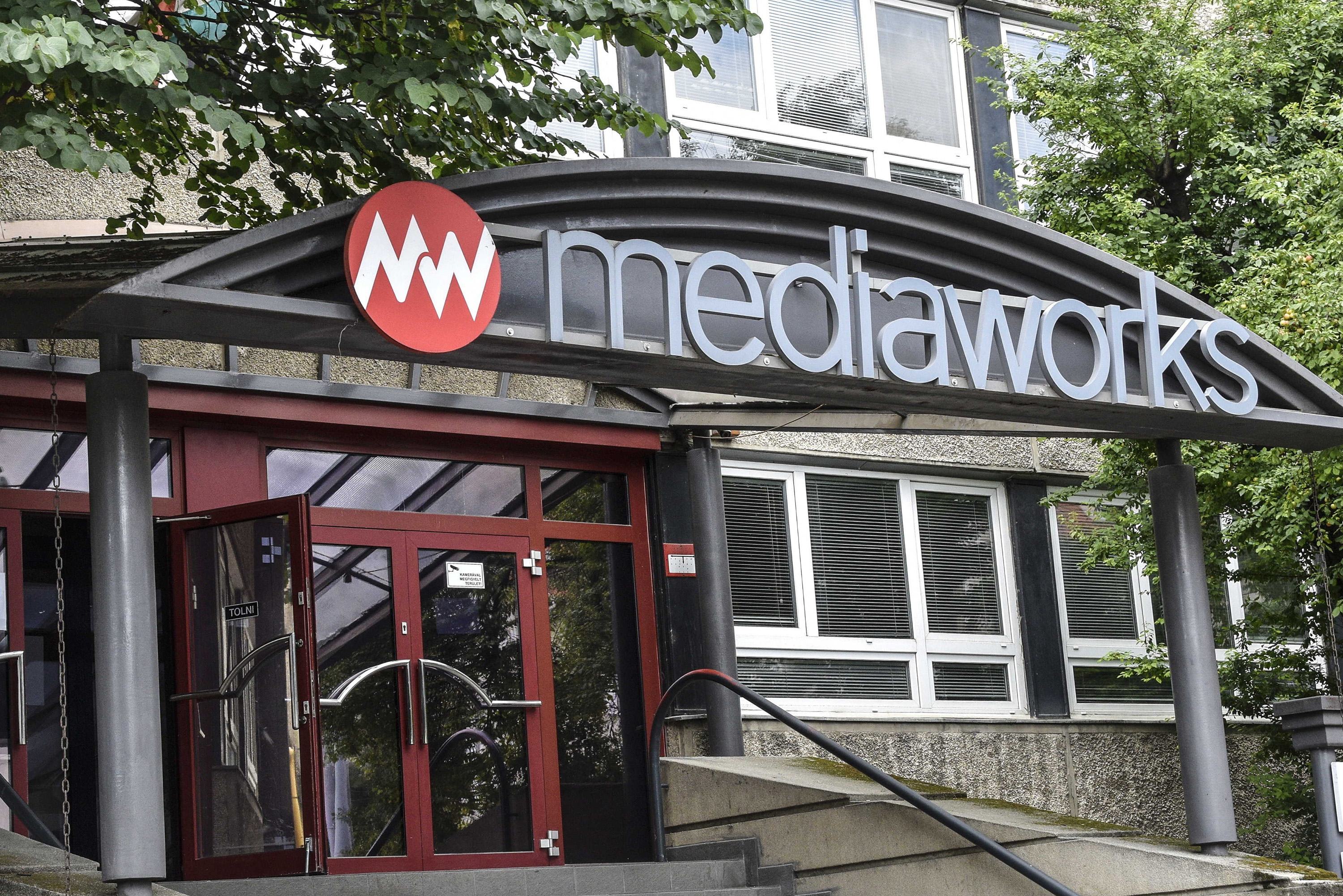 Hetilappá zsugorodik a Magyar Nemzet és 12 megyei lap – tovább bomlik a Mediaworks-rendszer