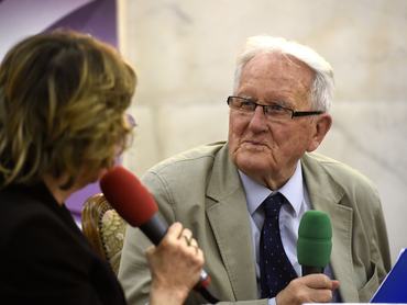 Czigány György író, költő a Magyar Rádió Márványtermében 2017. április 11-én