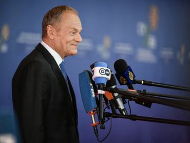 Donald Tusk, Lengyelország miniszterelnöke beszél az Európai Tanács informális ülésén 2024. április 24-én