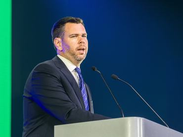 Vitézy Dávid közlekedési és beruházási miniszter beszédet mond a Transport Research Arena 2026 konferencia megnyitóján a budapesti Hungexpón 2026. május 18-án./Kocsis Zoltán