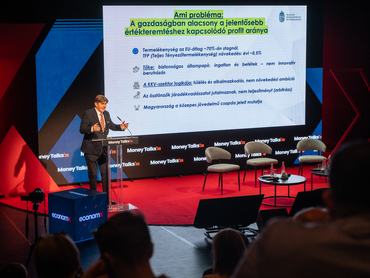 Nagy Elek, az MKIK elnöke a Money Talks '26 konferencián.