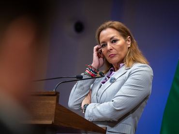 Vitályos Eszter kormányszóvivő a Kormányinfó sajtótájékoztatón a Karmelita kolostorban 2026. március 26-án