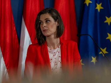 Szondi Vanda kormányszóvivő, a kormányszóvivői sajtótájékoztatón 2026. június 18-án
