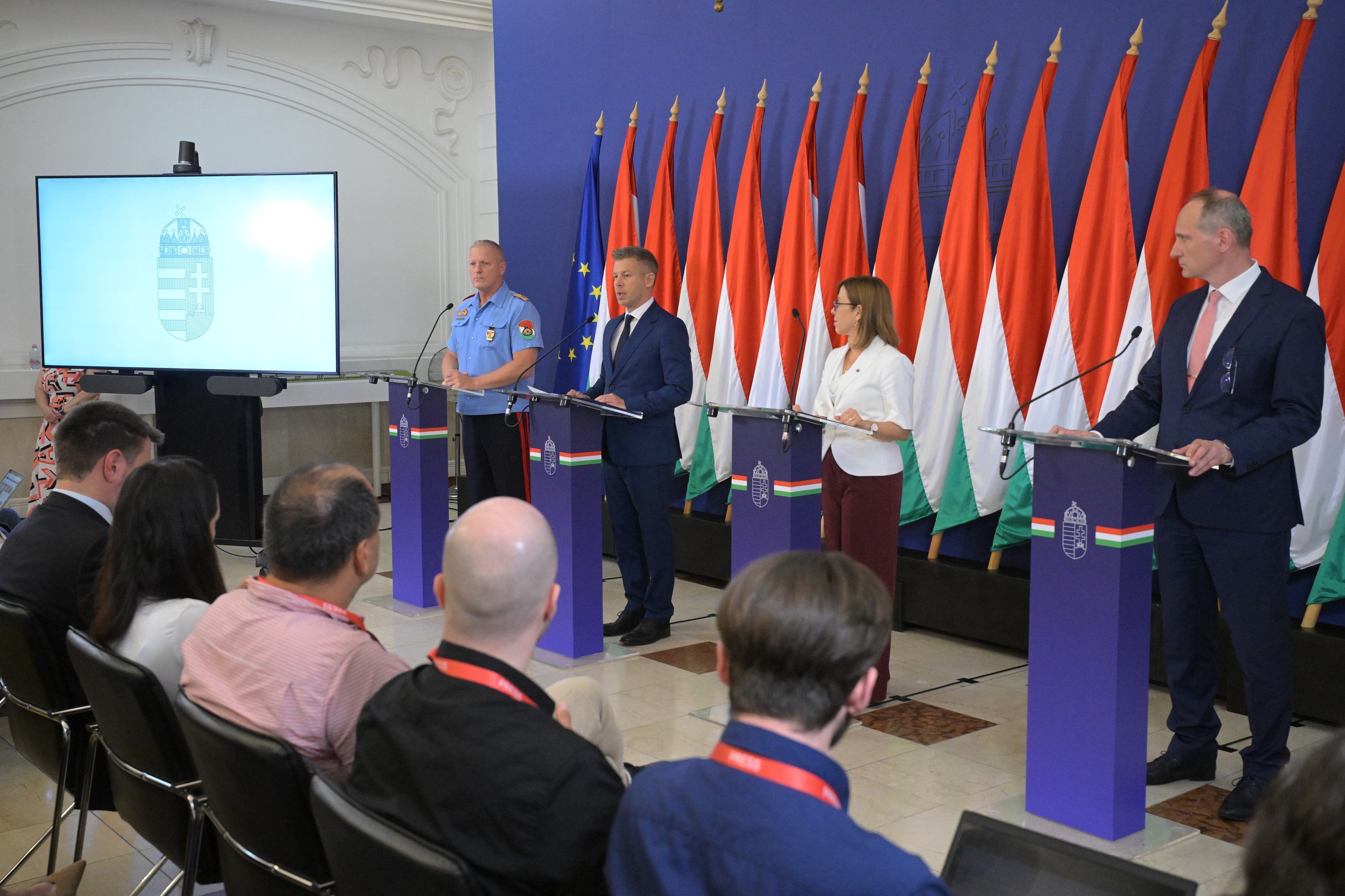 Évek után újra kommentelhetnek? Nagy takarítás kezdődik a kormány Facebook-oldalán