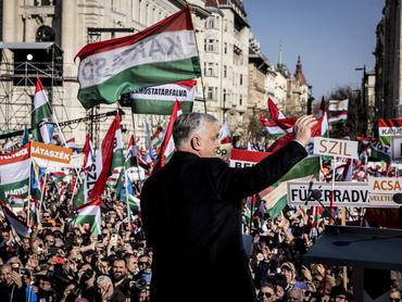 Orbán Viktor miniszterelnök beszédet mond az 1848/49-es forradalom és szabadságharc évfordulója alkalmából tartott állami díszünnepségen az Országház előtti Kossuth Lajos téren 2026. március 15-én