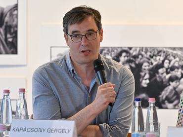 Karácsony Gergely főpolgármester a Republikon Intézet A tönk szélén - mi lesz az önkormányzatokkal a kormányváltás után? című rendezvénye panelbeszélgetésén a Dugattyús házban 2026. június 9-én.