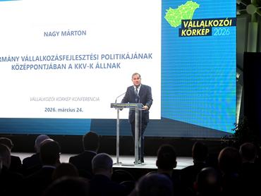 Budapest, 2026. március 24.Nagy Márton nemzetgazdasági miniszter beszédet mond a Vállalkozói körkép - Fejlesztési lehetõségek és növekedési utak kis- és középvállalkozások számára címû konferencián a Bálna rendezvényközpontban 2026. március 24-én.MTI/Soós Lajos