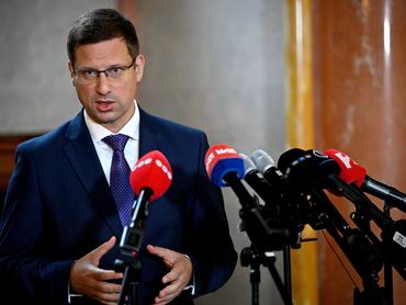 Budapest, 2026. április 21.Gulyás Gergely, a Miniszterelnökséget vezetõ miniszter, a Fidesz delegációjának vezetõje az Országgyûlés alakuló ülésének elõkészítõ tárgyalása végén tartott sajtótájékoztatón az Országházban 2026. április 21-én.MTI/Hegedüs Róbert