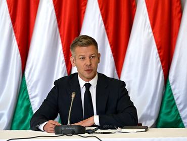 Ópusztaszer, 2026. május 13.Magyar Péter miniszterelnök a Tisza-kormány elsõ, kihelyezett ülésén az Ópusztaszeri Nemzeti Történeti Emlékparkban 2026. május 13-án.MTI/Hegedüs Róbert