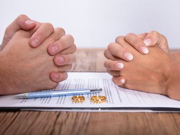 házasság esküvő szerződés