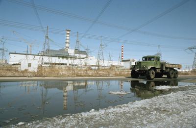 A csernobili atomerőmű 10 évvel a katasztrófa után