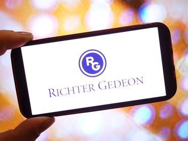 POLAND - 2025/03/25: In this photo illustration, the Richter Gedeon company logo is seen displayed on a smartphone screen. (Photo Illustration by Piotr Swat/SOPA Images/LightRocket via Getty Images)