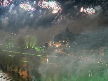 BUDAPEST, HUNGARY  AUGUST 20:Hungary's National Day, celebrated on August 20th, features a spectacular fireworks display over the Danube River in Budapest, Hungary, on August 20, 2025. St. Stephen's Day, Hungary's national holiday, honors the legacy of King Stephen I, the nation's founder, celebrating the creation of the Hungarian state and its enduring history and traditions. (Photo by Artur Widak/Anadolu via Getty Images)