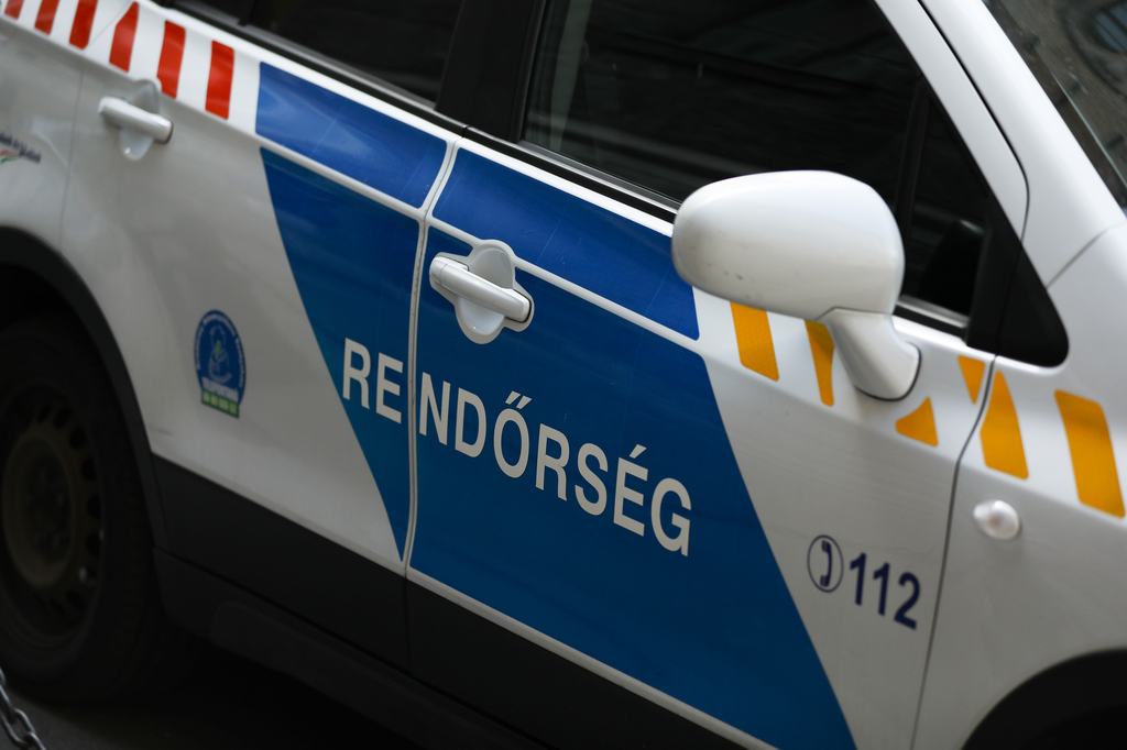 Bombával fenyegetőzött egy magyar nagyvárosban, kiürítették a pályaudvart
