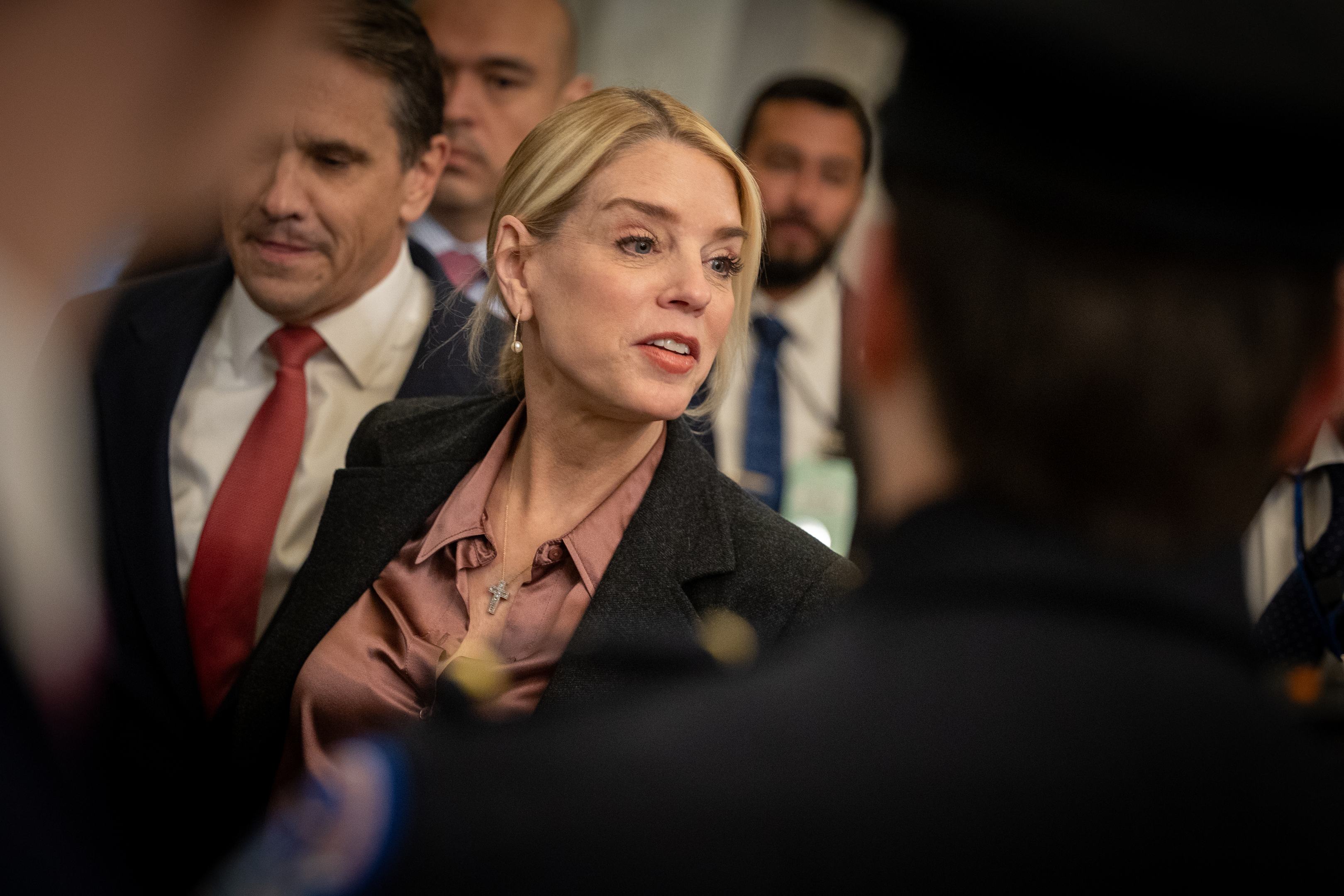 Kirúgása mentette meg a vallomástól a volt minisztert