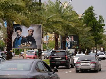 BAGHDAD, IRAQ - MARCH 22: Posters featuring Iranâs new leader Mojtaba Khamenei and former leader Ayatollah Ali Khamenei, who was killed in a recent US-Israeli strike, have been displayed across the Iraqi capital Baghdad on March 22, 2026. The posters, placed on billboards and in various locations throughout the city, include images showing Mojtaba Khamenei alongside Akram al-Kaabi, leader of the Iran-backed Iraqi Shiite militia Harakat al-Nujaba. (Photo by Murtadha Al-Sudani/Anadolu via Getty Images)