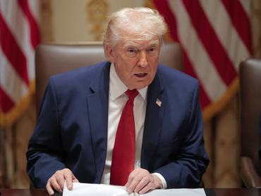 WASHINGTON, DC - MARCH 26: U.S. President Donald Trump speaks during a Cabinet meeting in the Cabinet Room of the White House on March 26, 2026 in Washington, DC. This is Trump's second Cabinet meeting of 2026 and the first since the United States and Israel began attacking Iran on February 28. (Photo by Chip Somodevilla/Getty Images)