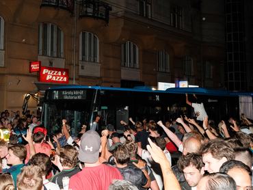 BUDAPEST, HUNGARY - MAY 26: Arsenal fans spill out onto the streets later in the night ahead of the UEFA Champions League Final between Arsenal and Paris Saint-Germain at the Puskas Arena on May 26, 2026 in Budapest, Hungary. (Photo by Jacques Feeney/Offside/Offside via Getty Images)