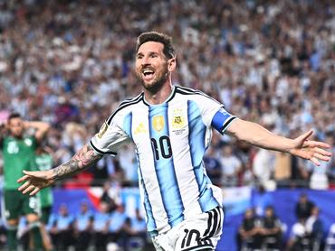 17 June 2026, USA, Kansas City: Soccer, Men, 2026 World Cup, Argentina vs. Algeria, Group Stage, Group J, Matchday 1, Kansas City Stadium, Lionel Messi (Argentina) celebrates his second goal, making the score 2-0. PLEASE NOTE: In accordance with FIFA regulations, these images may be used exclusively for editorial purposes. Commercial use is prohibited. Furthermore, no video-like sequences may be created, and no alterations may be made to the image, either in the foreground or the background. Photo: Tom Weller/dpa (Photo by Tom Weller/picture alliance via Getty Images)