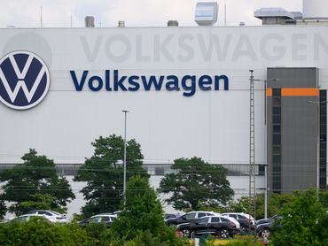 29 June 2026, Saxony, Zwickau: A view of the Volkswagen plant in Saxony. Saxony's Minister of Economic Affairs visited the site to learn about the current situation at the automaker. According to media reports, up to 100,000 jobs are at risk. On Friday, *Manager Magazin* reported that the company plans to significantly intensify its cost-cutting measures. According to the report, four VW Group plants in Germany are facing closure, including the Zwickau plant. Photo: Hendrik Schmidt/dpa (Photo by Hendrik Schmidt/picture alliance via Getty Images)