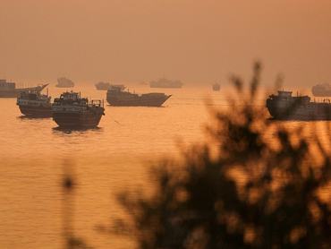 Vessels at the Strait of Hormuz, as seen from Musandam, Oman, June 16, 2026. REUTERS/Stringer     TPX IMAGES OF THE DAY