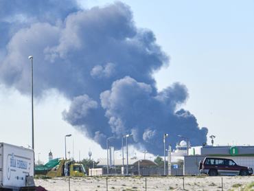 KUWAIT CITY, KUWAIT - APRIL 01: Smoke rises after an Iranian drone attack struck fuel tanks at Kuwait International Airport in Kuwait City, Kuwait on April 01, 2026. An Iranian drone attack struck fuel tanks at Kuwait International Airport triggering a large fire but causing no casualties, according to Kuwait's state â news agency KUNA. (Photo by Stringer/Anadolu via Getty Images)