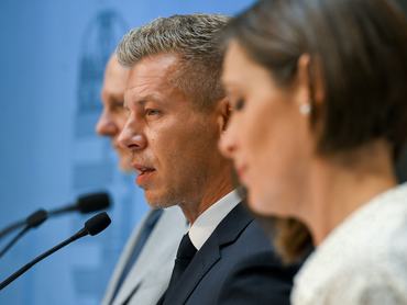 Magyar Péter miniszterelnök a Miniszterelnökségen tartott kormányszóvivői sajtótájékoztatón 2026. július 16-án