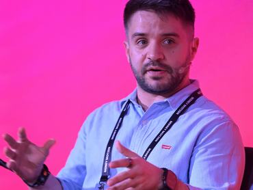 Biás Csongor, a Startup Hungary vezetője a zágrábi Money Motion konferencián.