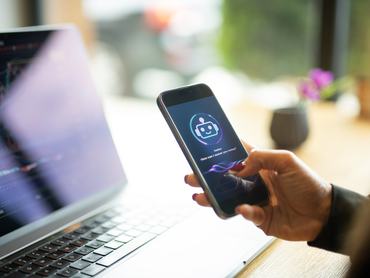 Okostelefon, mesterséges intelligencia, chatbot