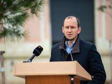 Őri László (Fidesz-KDNP), a Baranya Vármegyei Önkormányzat közgyűlésének elnökeként 2025. október 5-én.MTIKacsúr Tamás