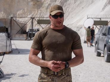 Pálinkás Szilveszter katonai szakértő, színész a Kabul művelet munkacímen készülő film helyszínlátogatásán egy Zsámbék melletti kőbányában 2024. szeptember 7-én