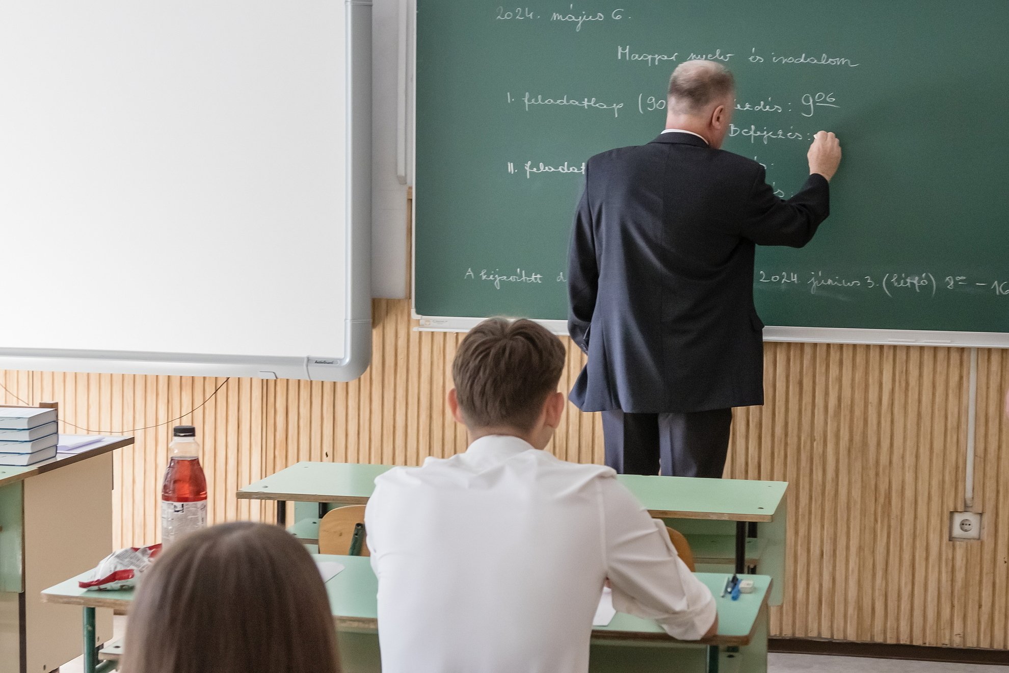 Ennyi diák még sosem izgult egyszerre Magyarországon: indul az érettségi
