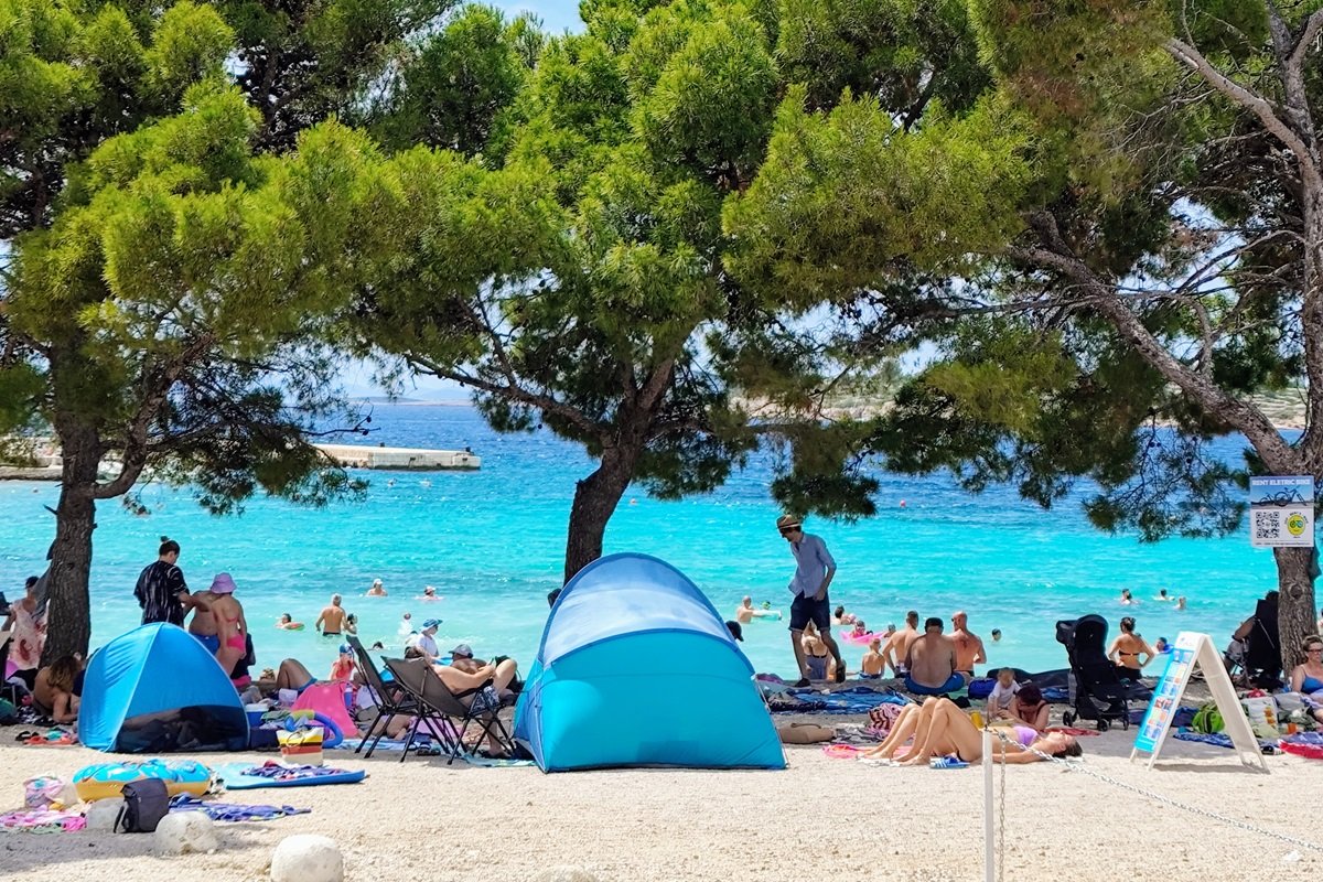 A horvát tenger lett olcsóbb vagy a Balaton drágább