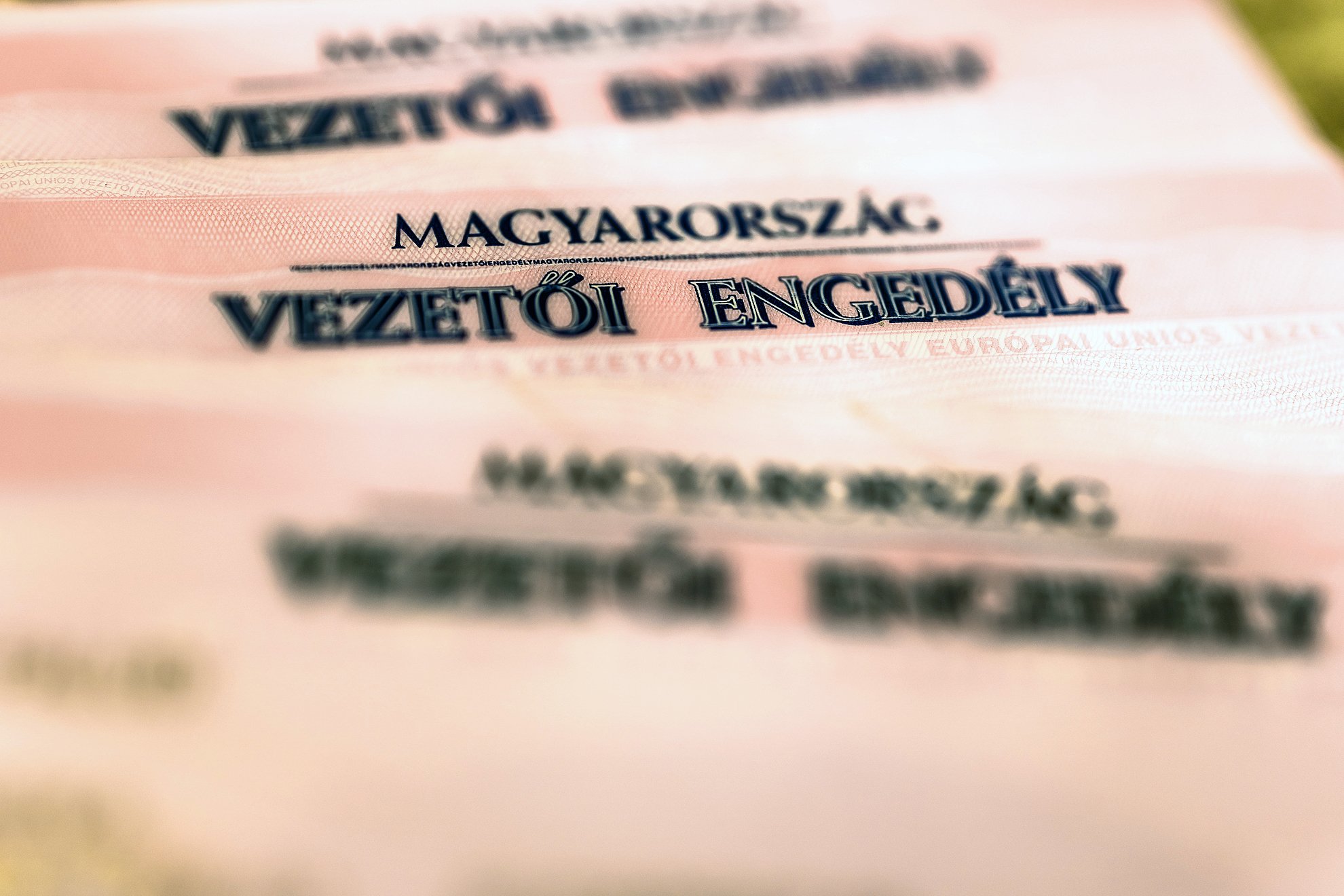 Pénztárcagyilkos változás jön: ennyibe kerül majd a jogosítvány