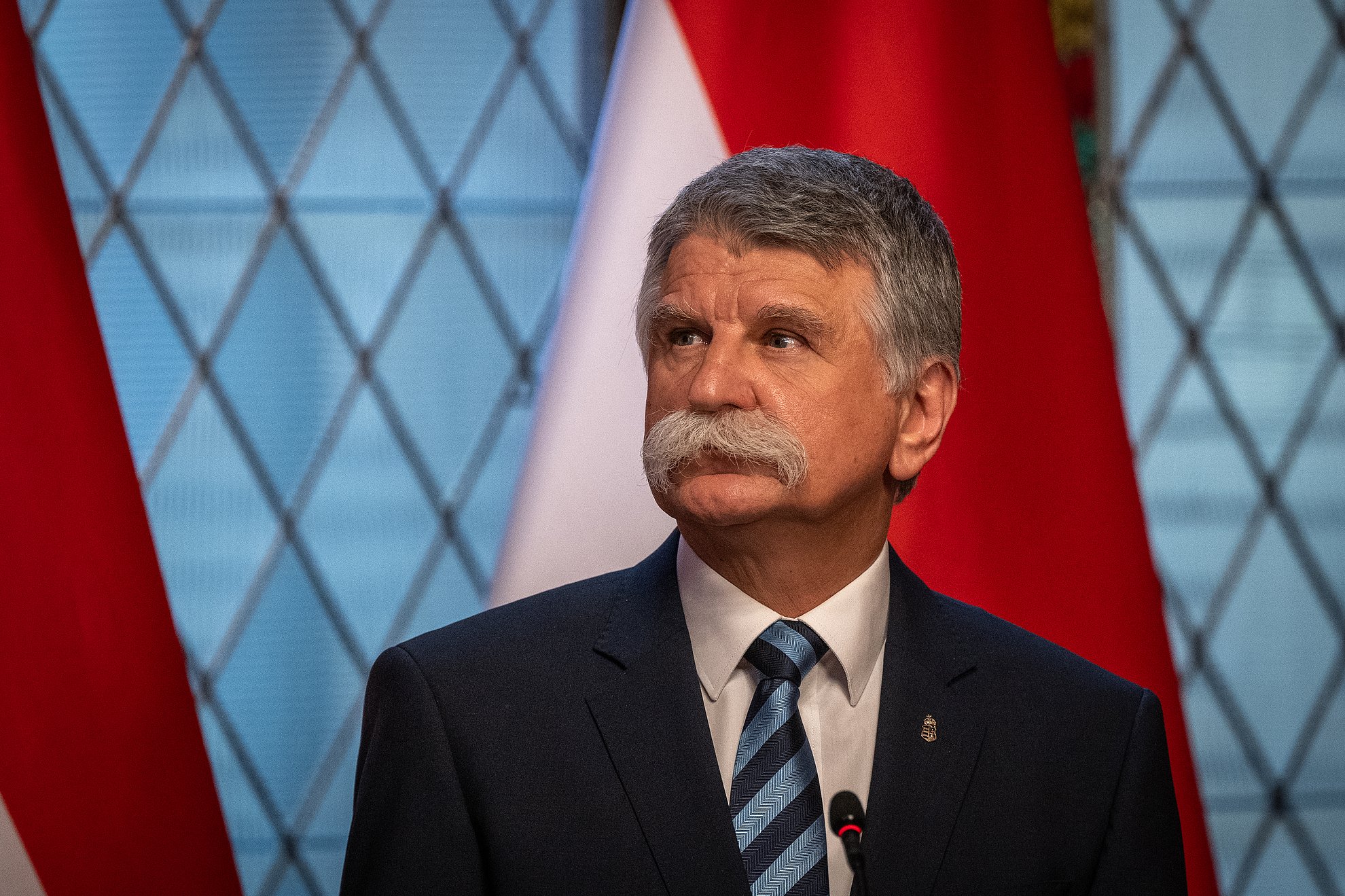 Karmelita-luxus múzeumi műtárgyakkal? Újabb részletek derültek ki a fideszes...