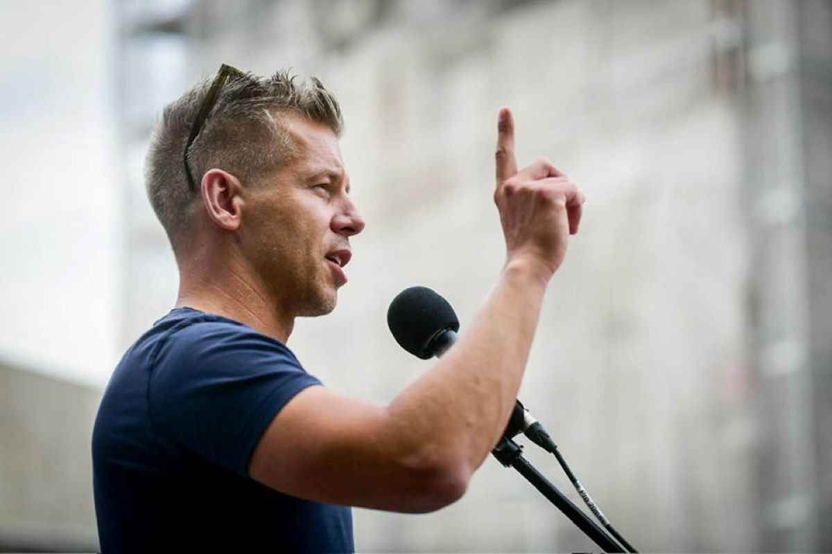 Hungary’s Political Power Shift and Global News Updates