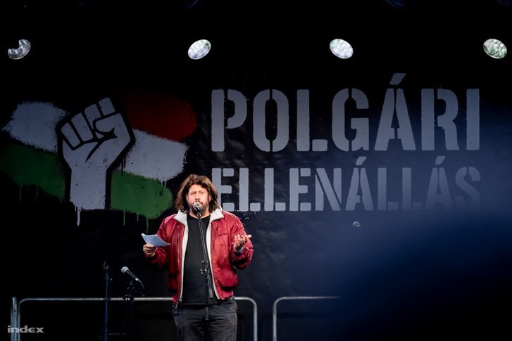 Puzsér Róbert szerint az emberek nem a jólét, hanem az elszámoltatás miatt választották Magyar Pétert